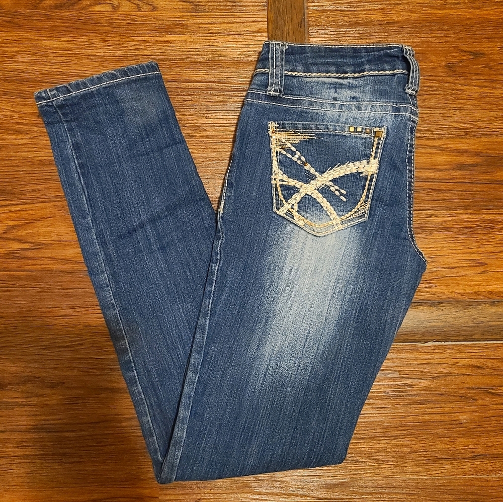 Zco size 3 straight leg jeans